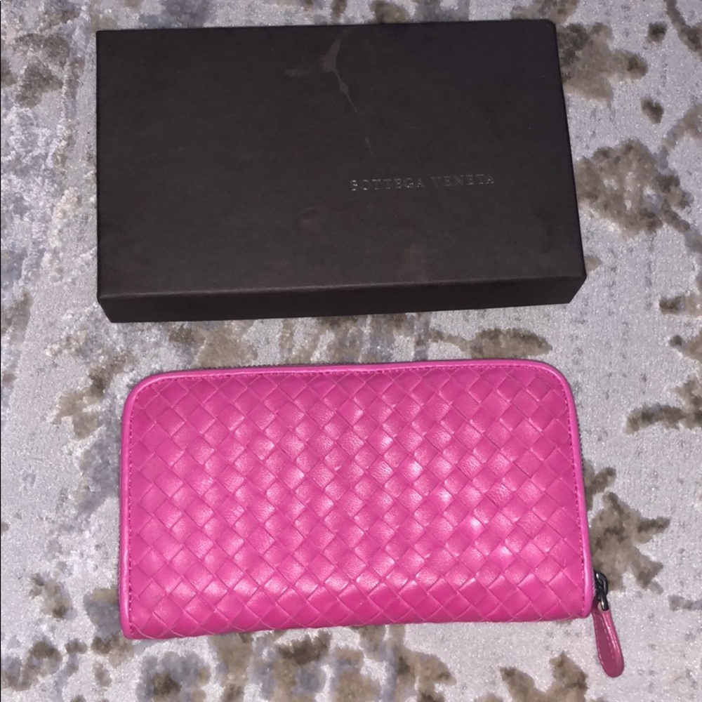 BOTTEGA VENETA Zip Around Long Wallet in Pink